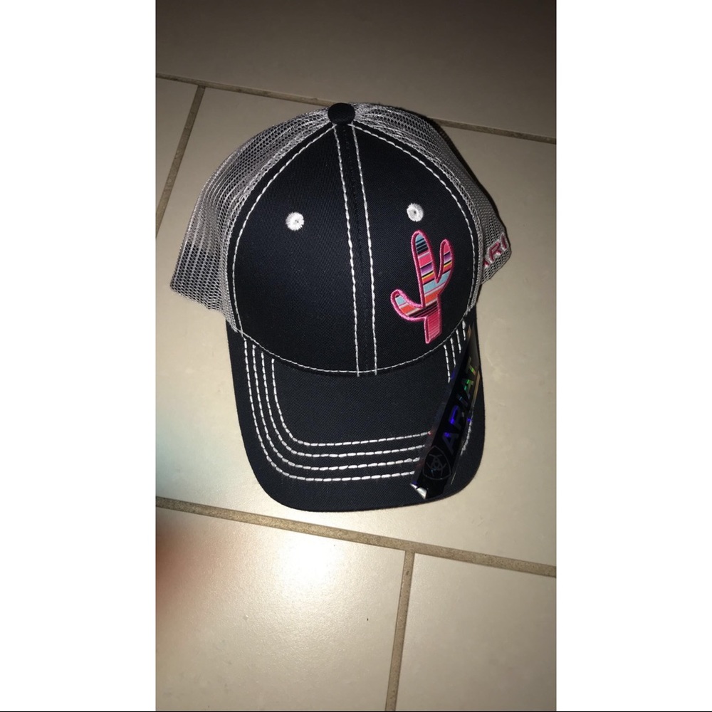 Ariat hat